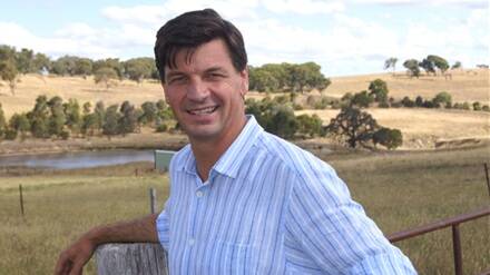 Angus Taylor commends
Country Education
Foundation (Cefa)