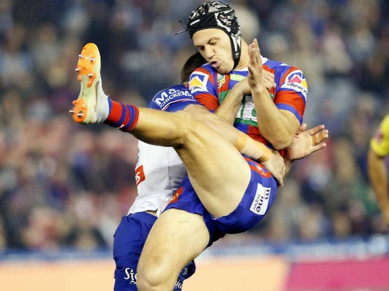Kalyn Ponga has suffered a hamstring injury in the Knights' match against the Bulldogs.