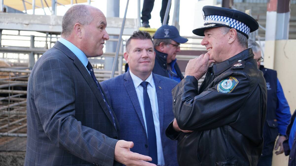 NSW Police Minister David Elliott, Dubbo MP Dugald Saunders and Assistant Commissioner Geoff McKechnie.